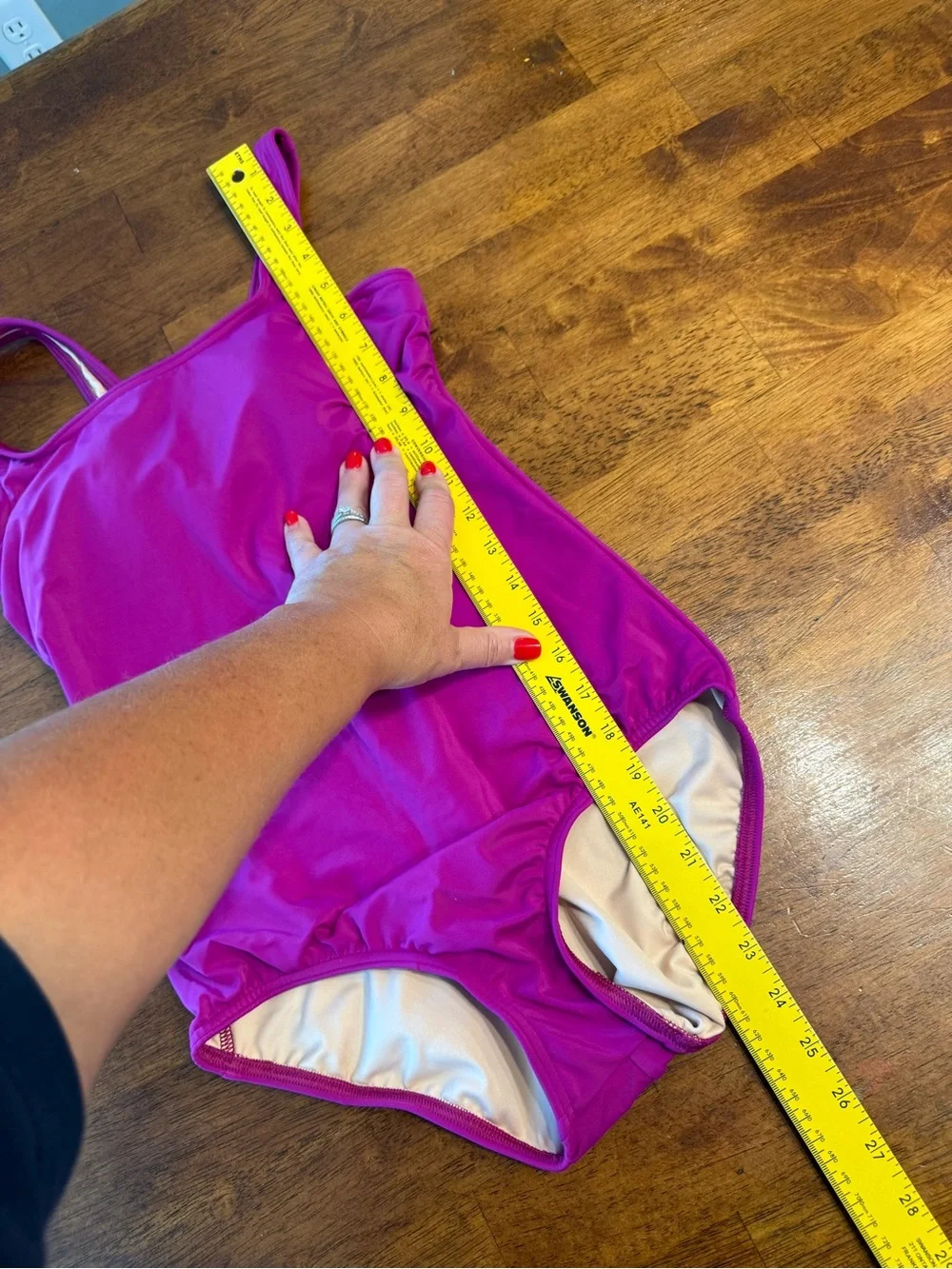 Lands' End Tugless Scoop Neck One Piece Swimsuit Magenta Fuchsia size 6